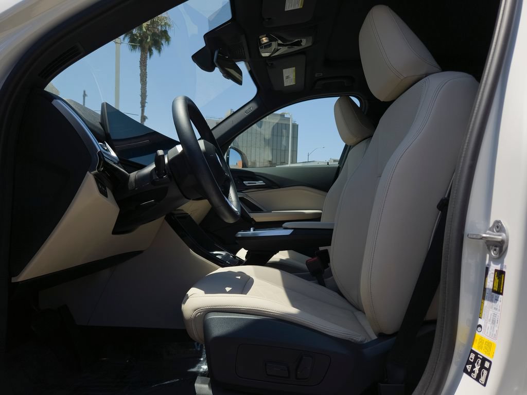 Used 2023 BMW X1 xDrive28i w/ Convenience Package AWD/4WD image 8