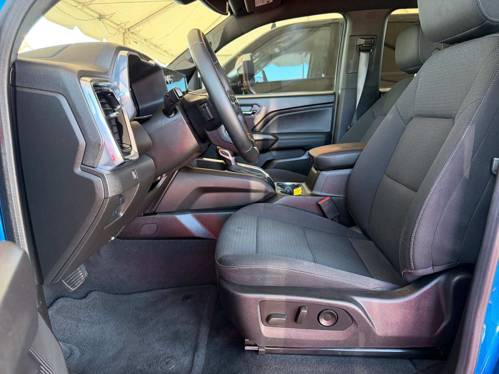 Used 2024 GMC Canyon Elevation w/ Convenience Package RWD image 9