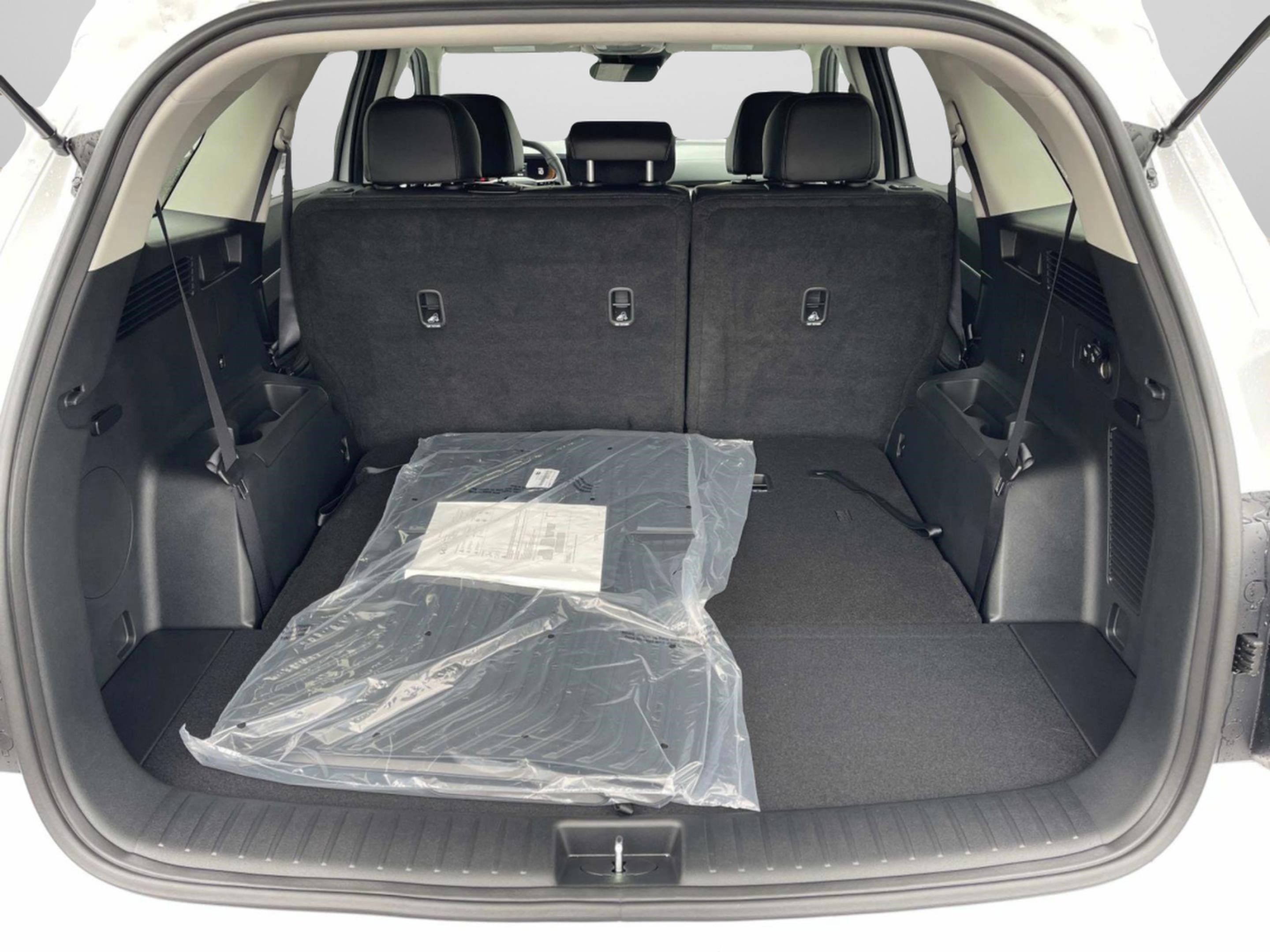 New 2026 Kia Sorento S image 12