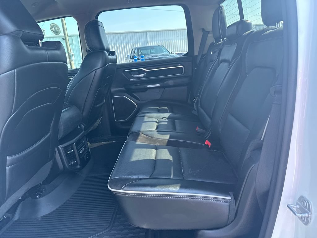 Used 2020 RAM 1500 Laramie AWD/4WD image 32