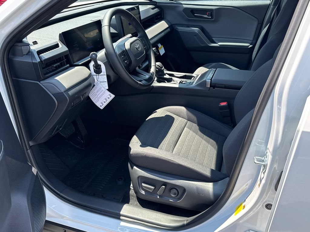 New 2026 Toyota RAV4 SE AWD/4WD image 9