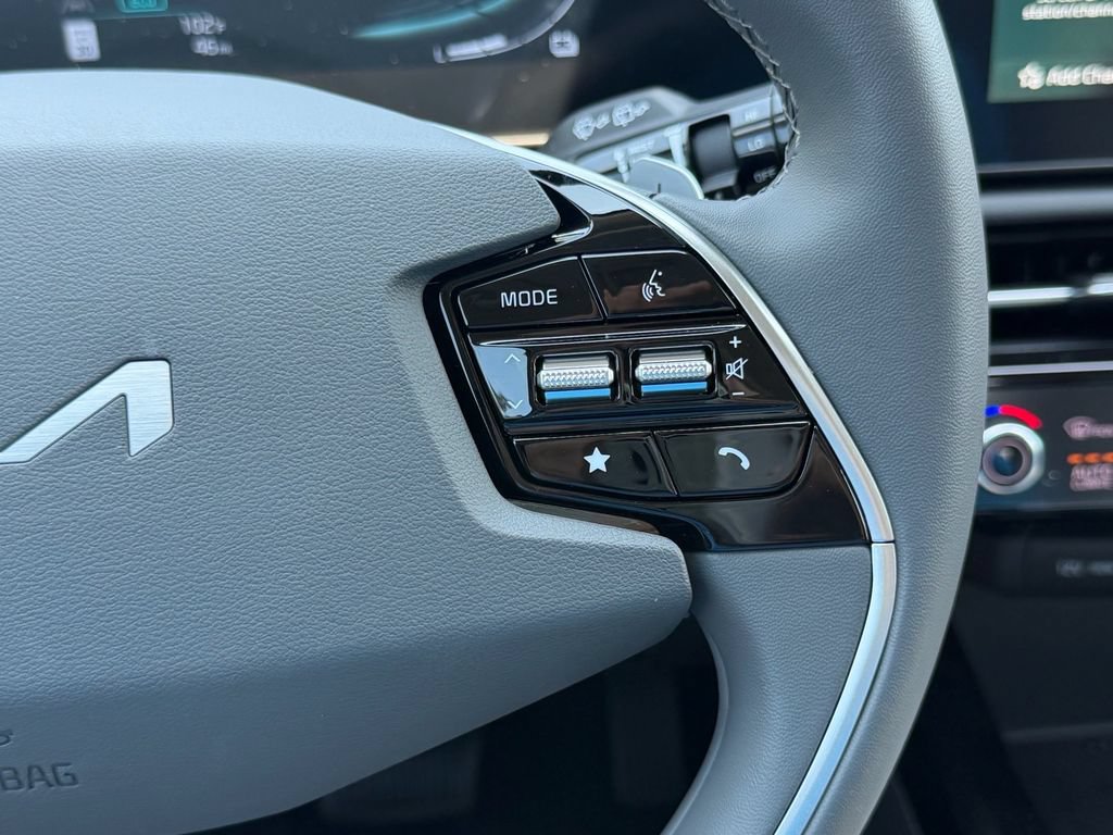 New 2026 Kia Niro EX w/ EX Premium Package FWD image 24