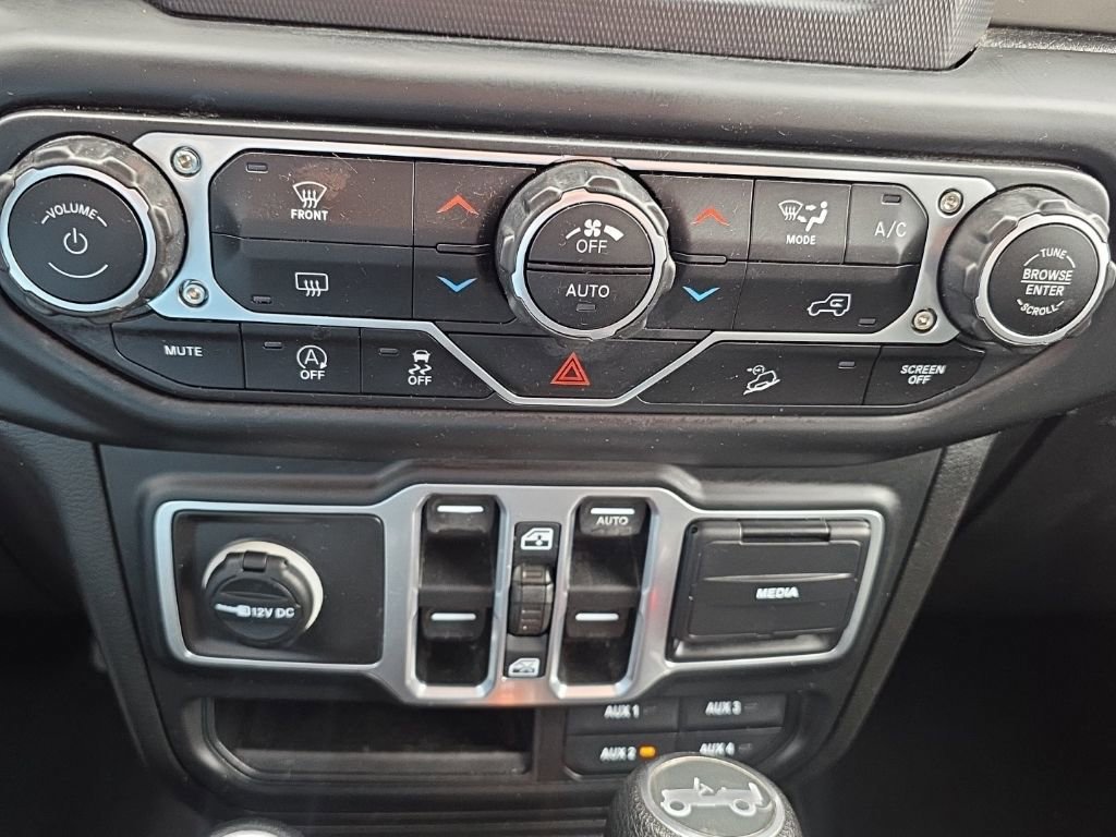 Used 2018 Jeep Wrangler Unlimited Sport S image 25