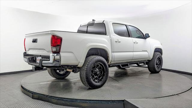 Used 2019 Toyota Tacoma SR5 RWD image 8