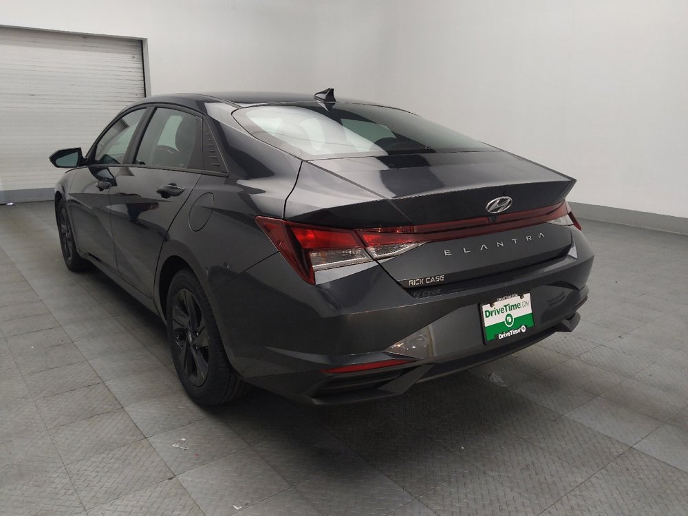 Used 2021 Hyundai Elantra SEL w/ Convenience Package FWD image 5