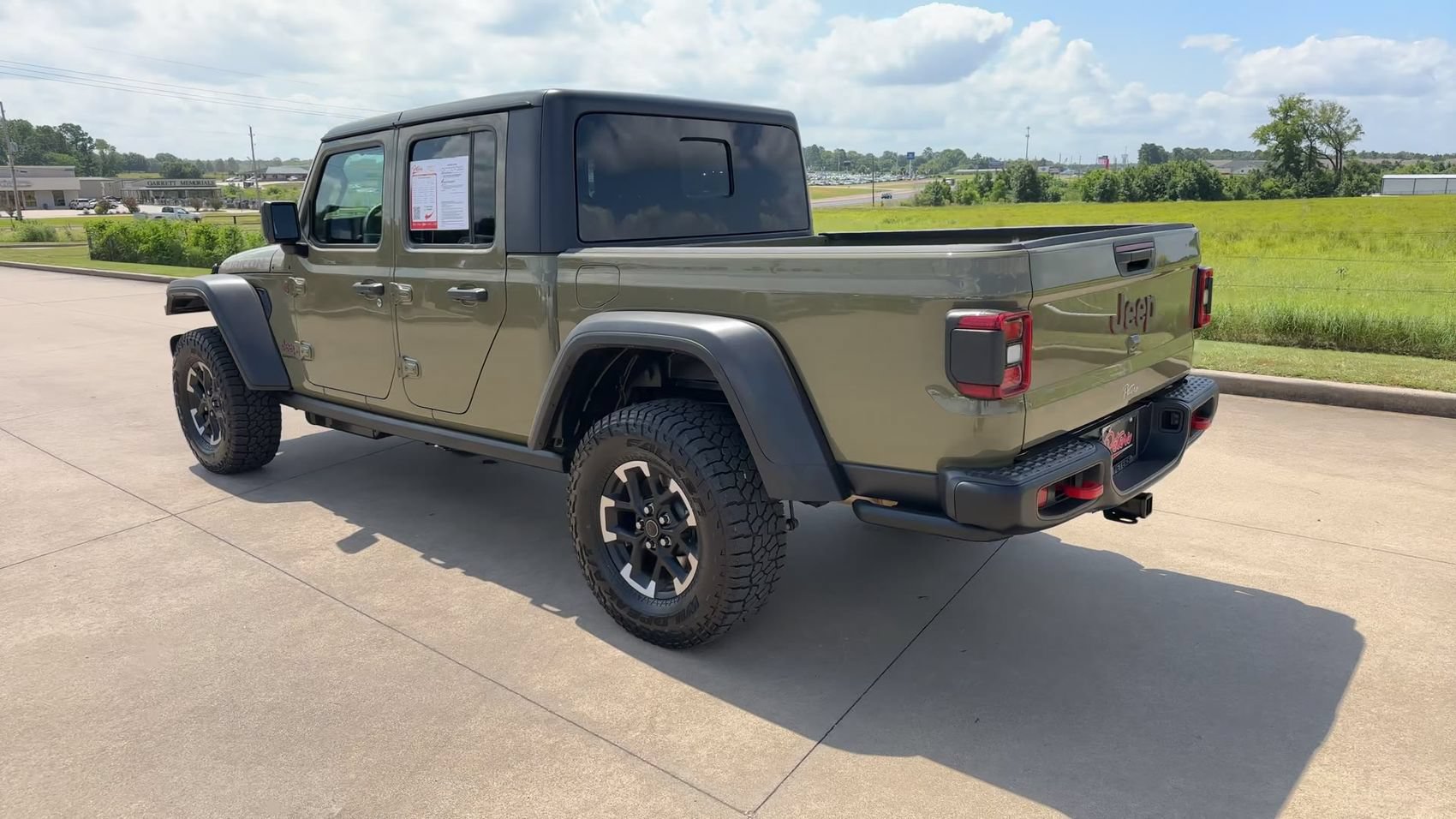 Used 2026 Jeep Gladiator Rubicon AWD/4WD image 7
