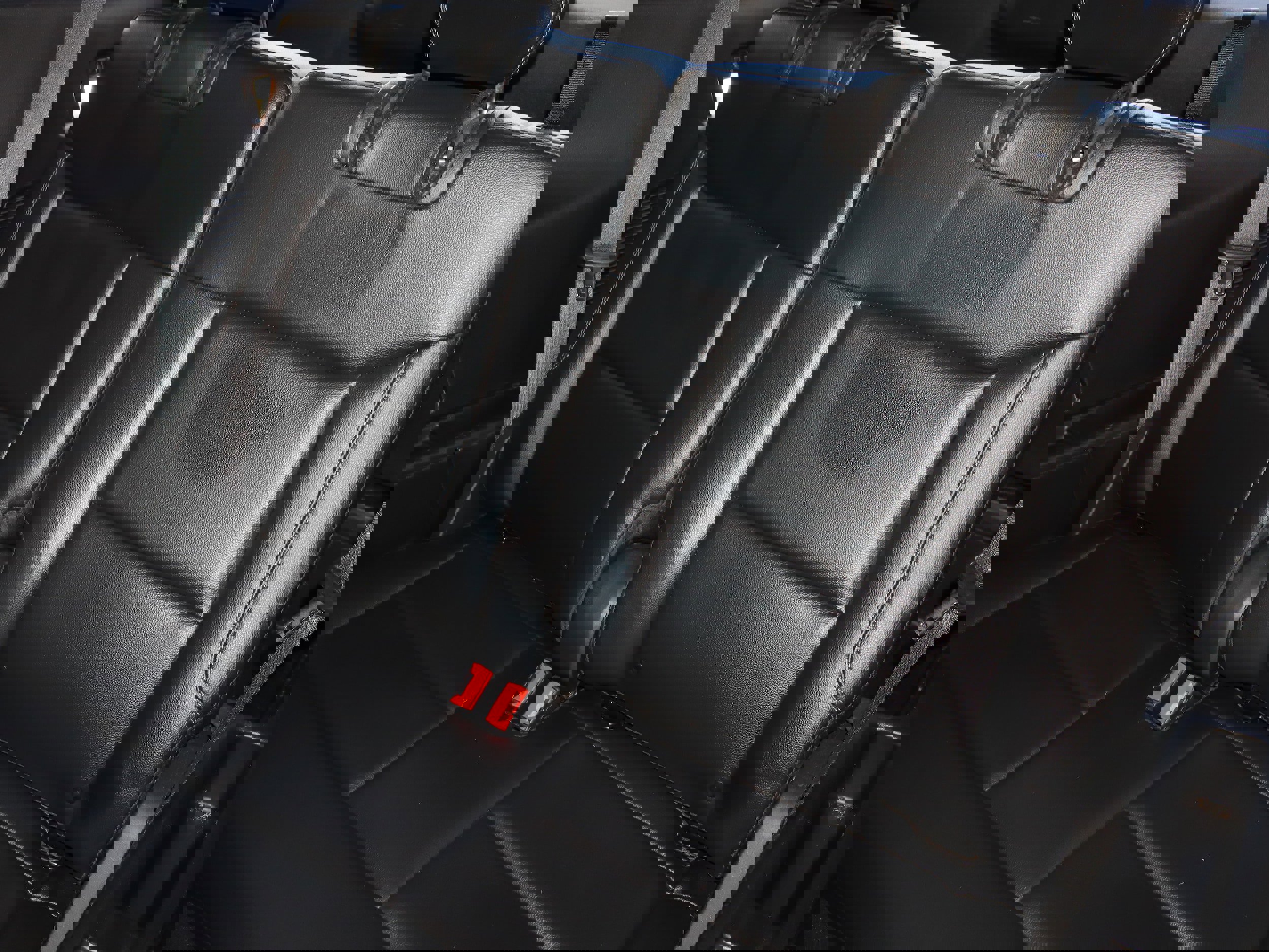 Used 2020 Ford Explorer Limited image 26