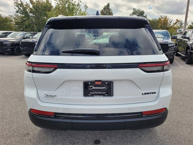 New 2025 Jeep Grand Cherokee Limited image 11