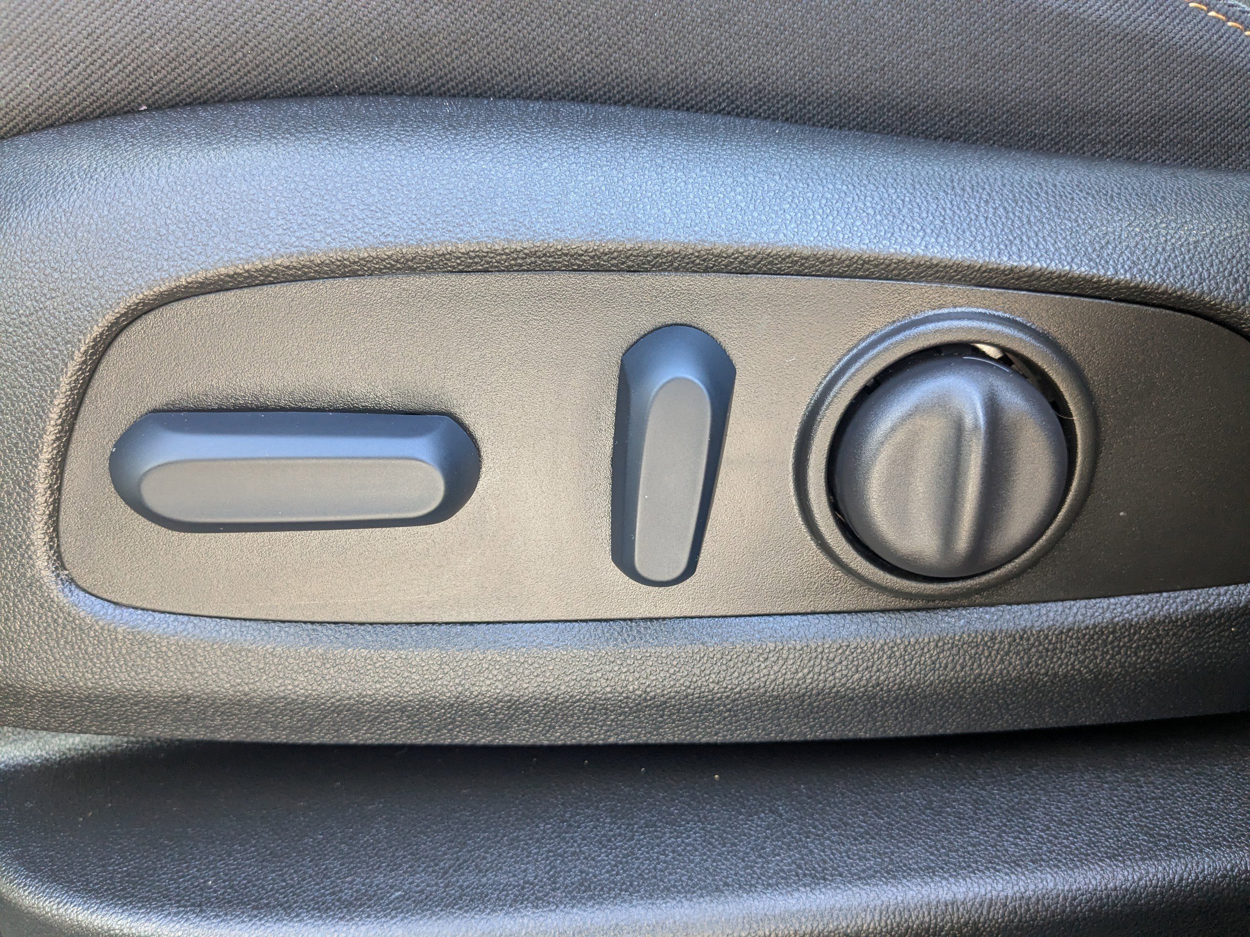 Used 2023 Chevrolet Equinox LT image 21