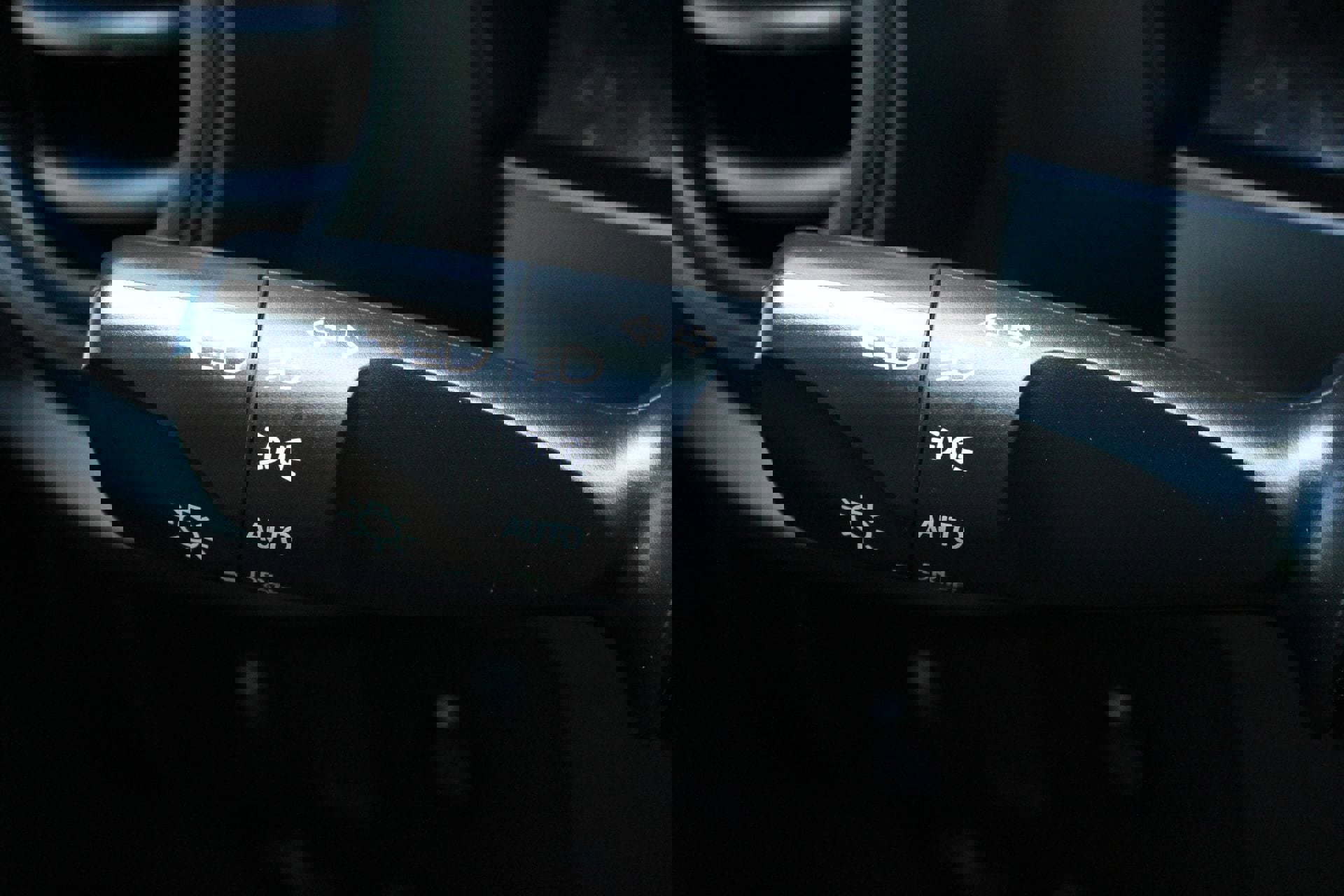 Used 2023 Toyota Tacoma SR AWD/4WD image 29