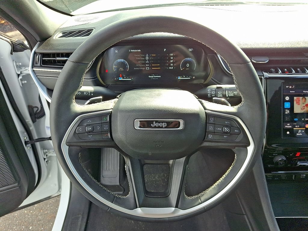 Used 2023 Jeep Grand Cherokee Altitude AWD/4WD image 26