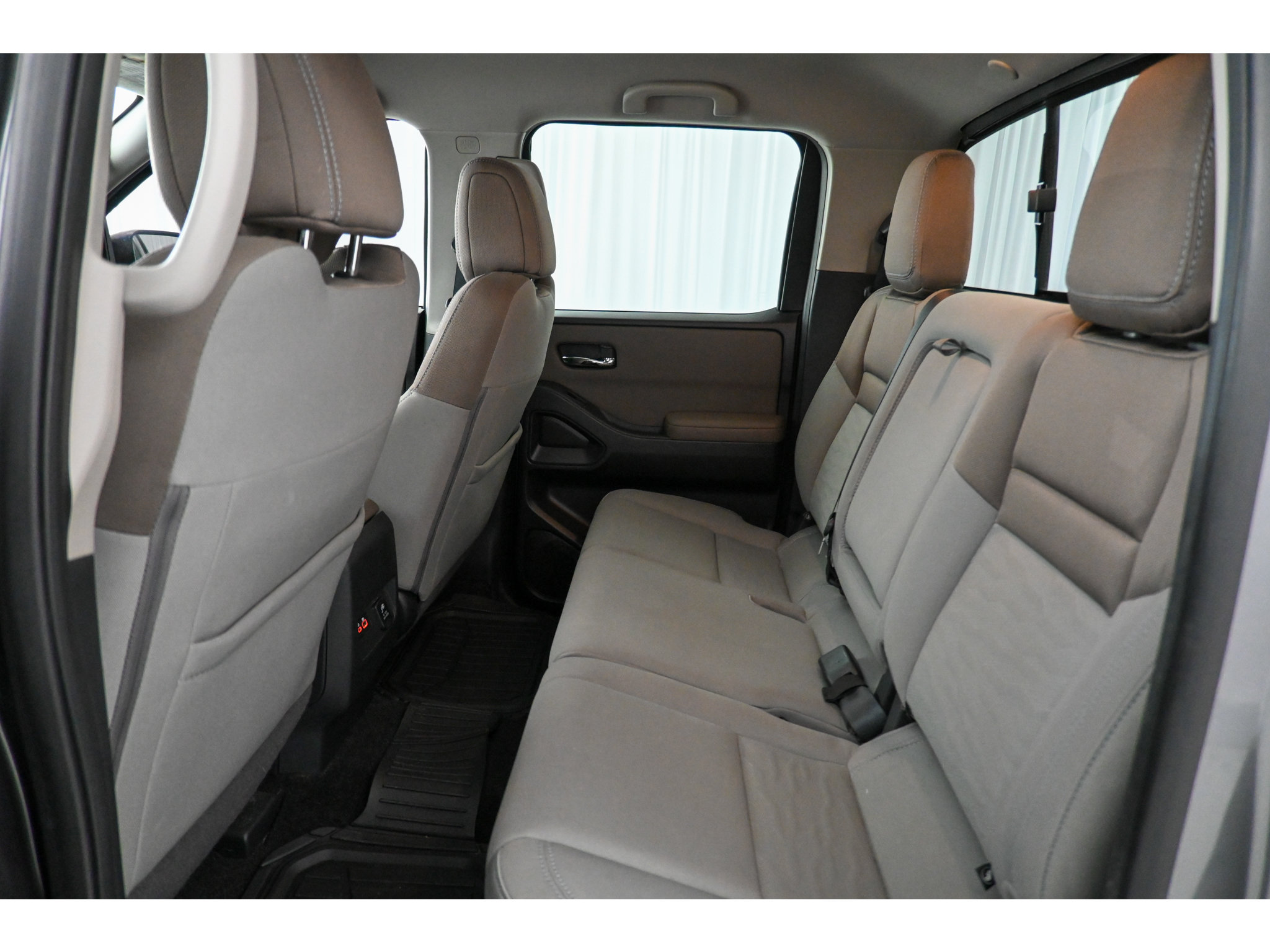 Used 2022 Nissan Frontier SV w/ Technology Package AWD/4WD image 26