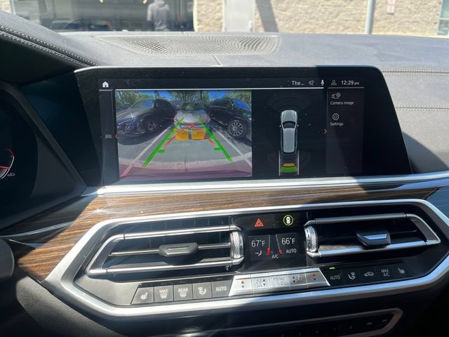 Used 2019 BMW X7 xDrive40i w/ Premium Package AWD/4WD image 16