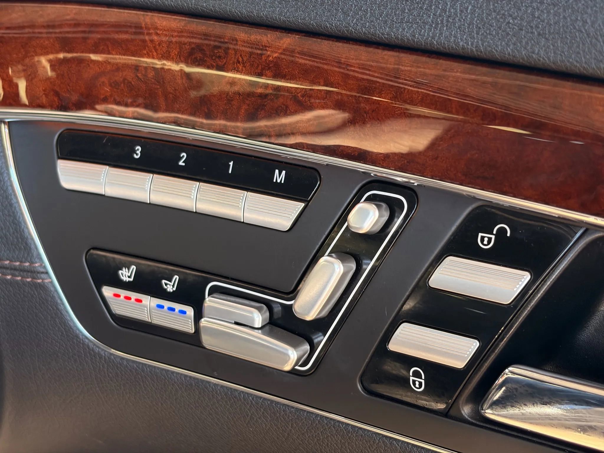 Used 2011 Mercedes-Benz S 63 AMG image 89