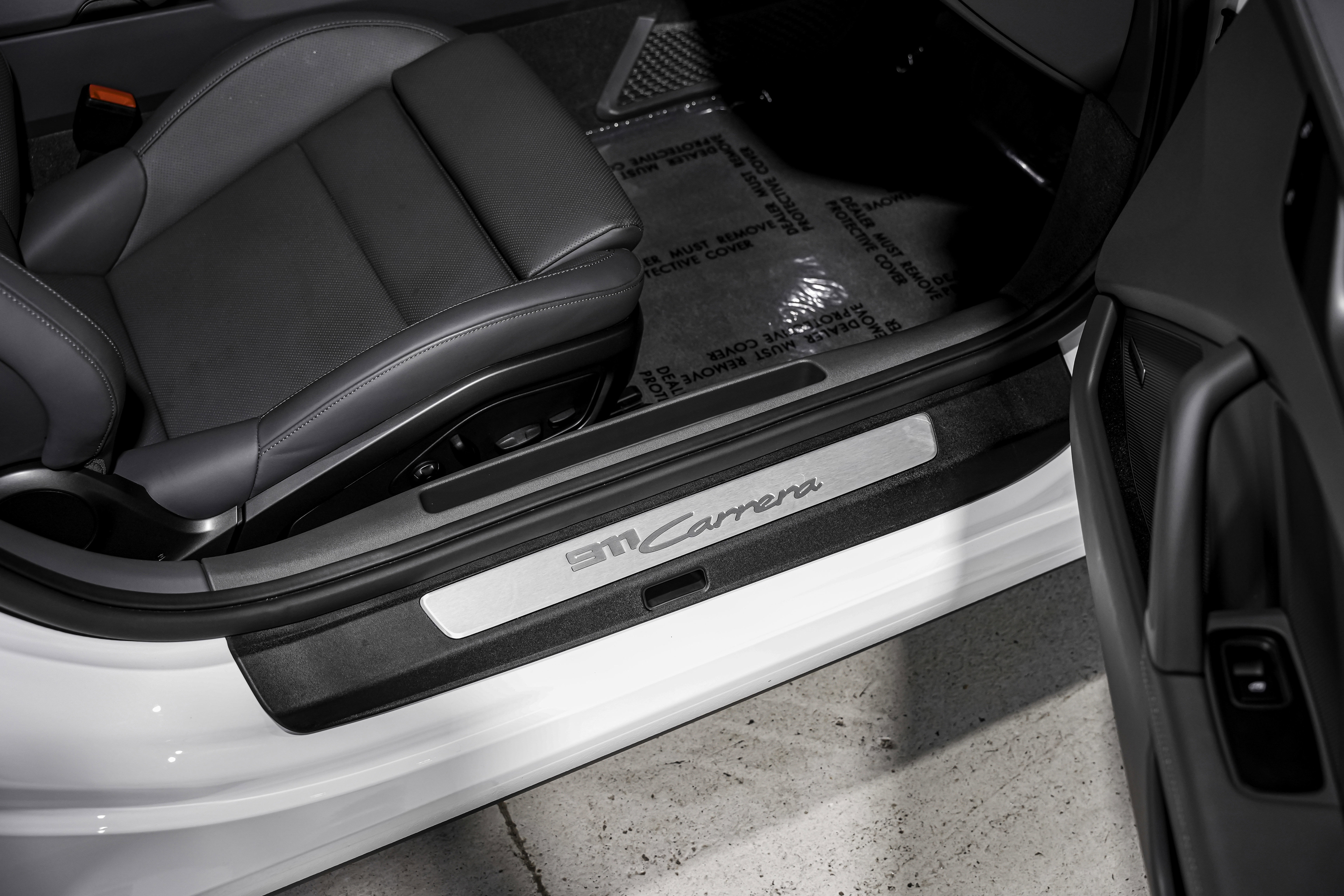 Used 2023 Porsche 911 Carrera w/ Premium Package image 29