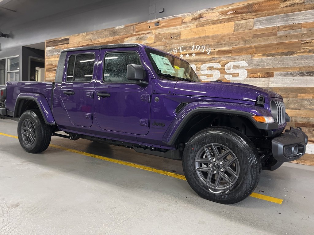 New 2026 Jeep Gladiator Sport image 47