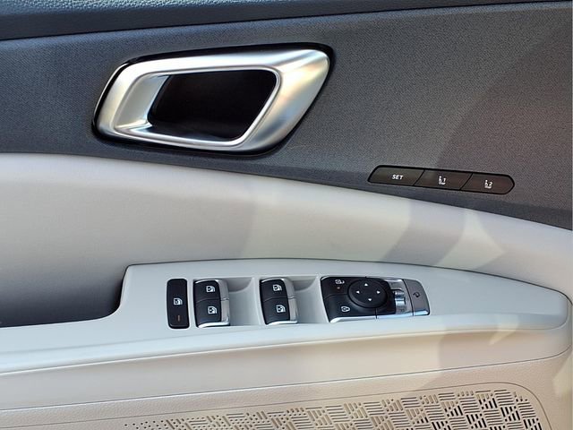 New 2026 Kia Carnival EX image 14