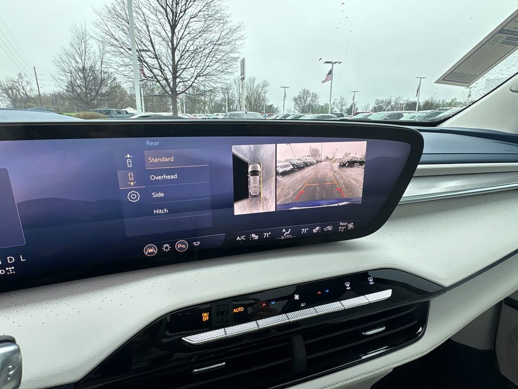 Used 2025 Buick Enclave Avenir w/ Super Cruise Package image 25