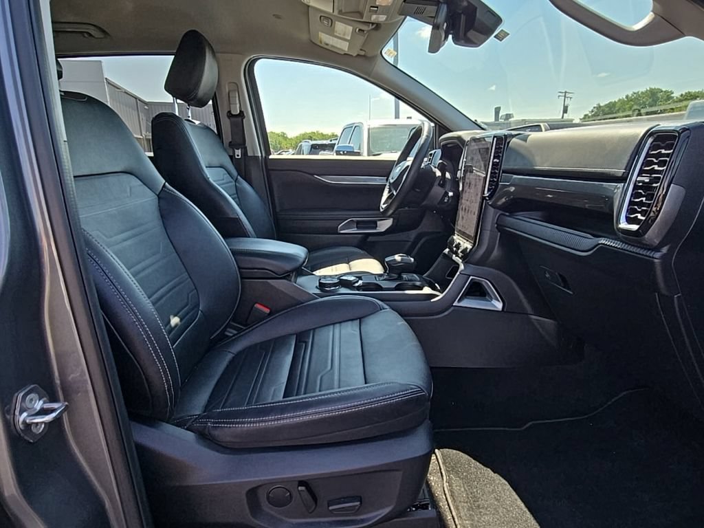 Used 2024 Ford Ranger Lariat w/ Advanced Towing Package AWD/4WD image 42