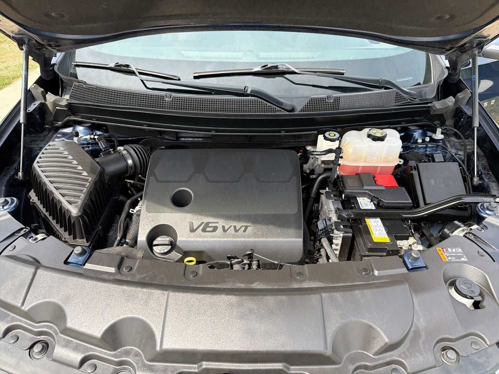 Used 2023 Chevrolet Traverse LT AWD/4WD image 11