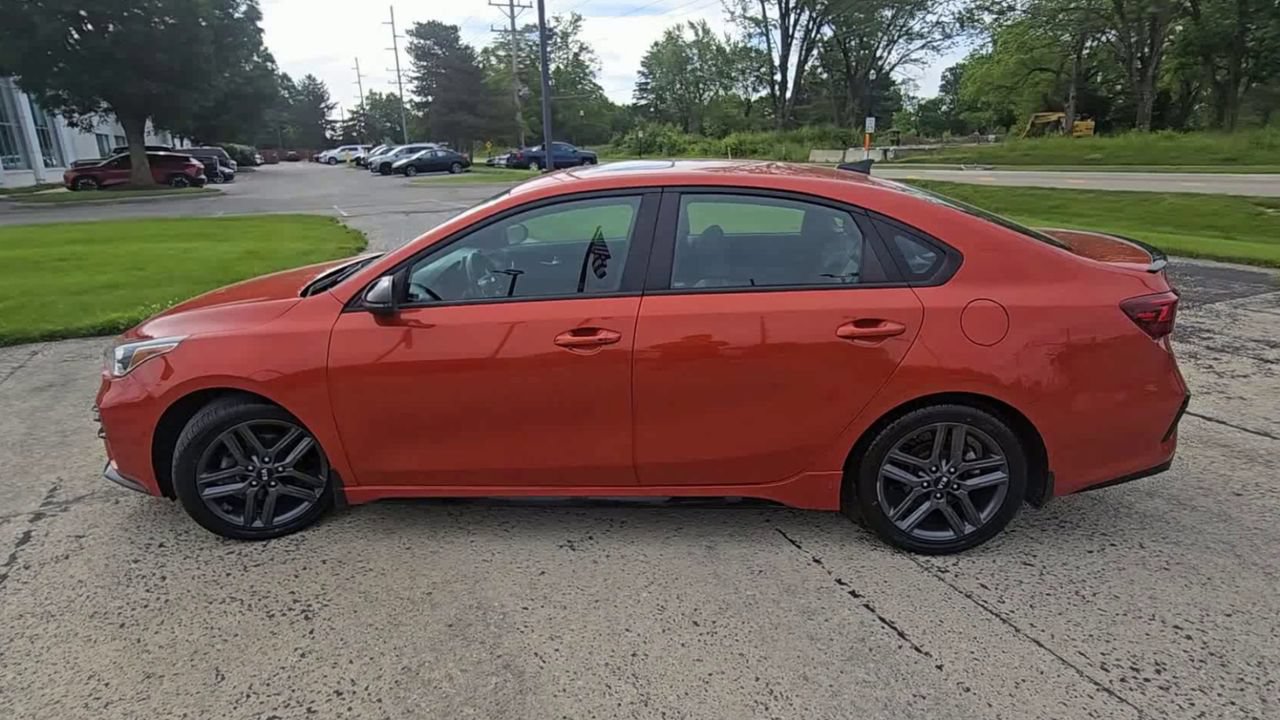 Used 2021 Kia Forte GT-Line w/ GT-Line Premium Package FWD image 6