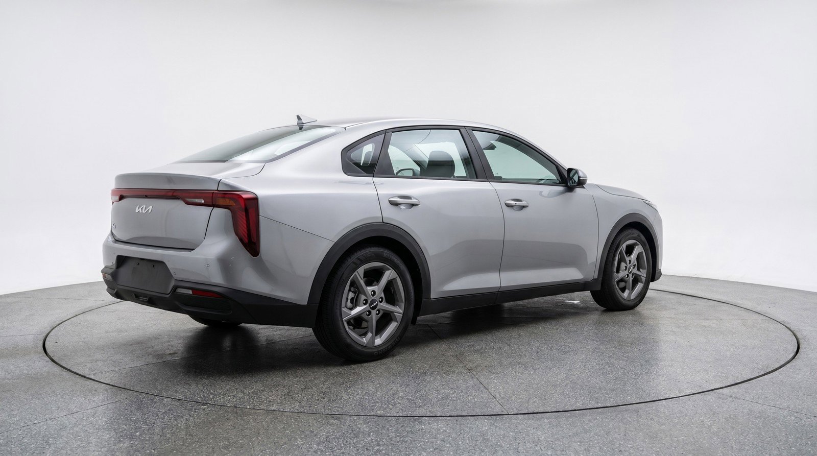 Used 2025 Kia K4 LXS FWD image 9