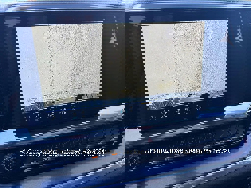 Used 2025 Chevrolet Silverado 2500 High Country w/ Midnight Edition image 94