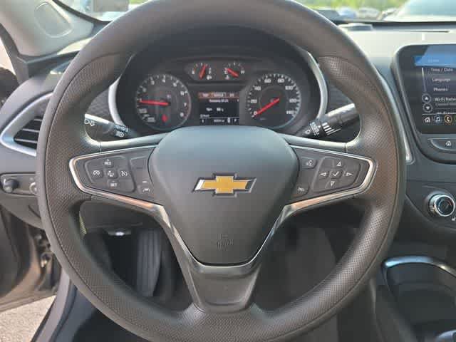 Used 2023 Chevrolet Malibu LT FWD image 28