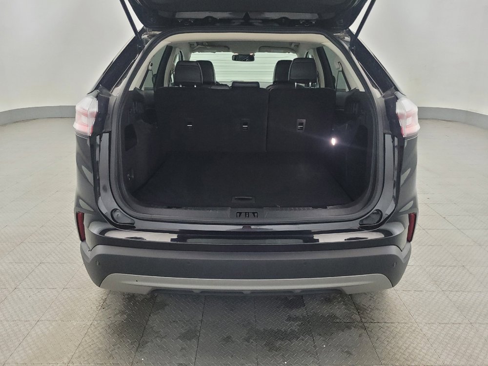 Used 2024 Ford Edge SEL image 29
