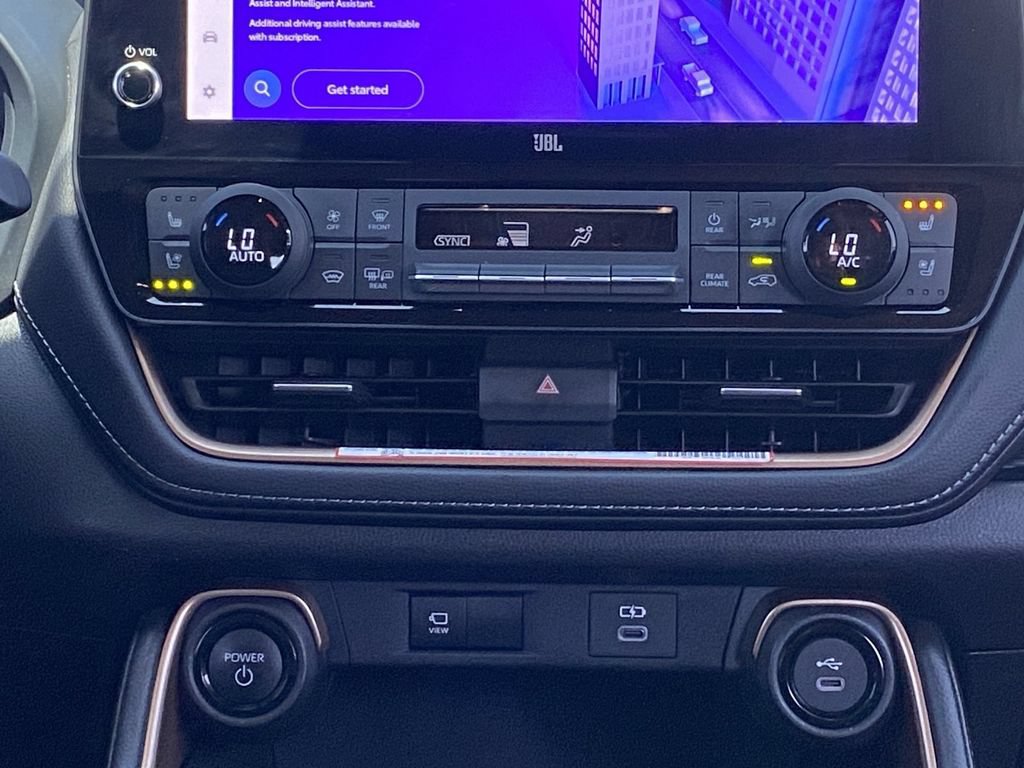Certified 2025 Toyota Grand Highlander AWD Hybrid image 32