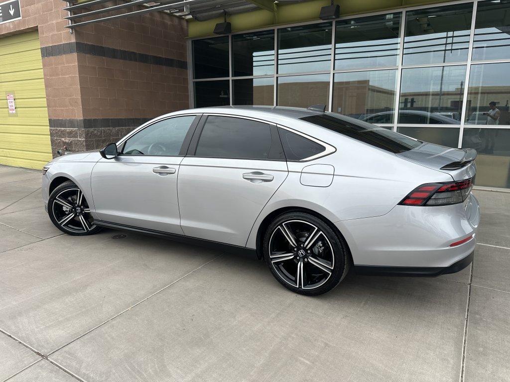 Used 2024 Honda Accord Sport image 12