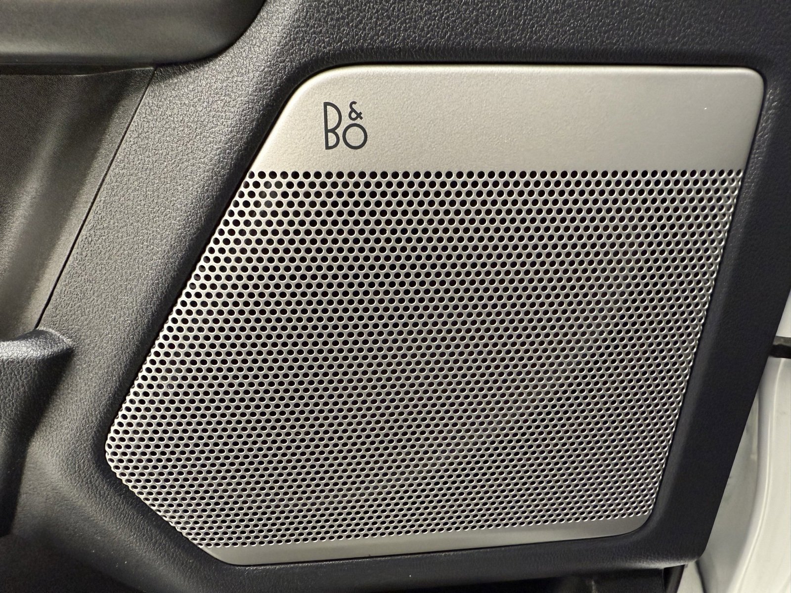 Used 2023 Ford F250 Lariat w/ FX4 Off-Road Package image 17