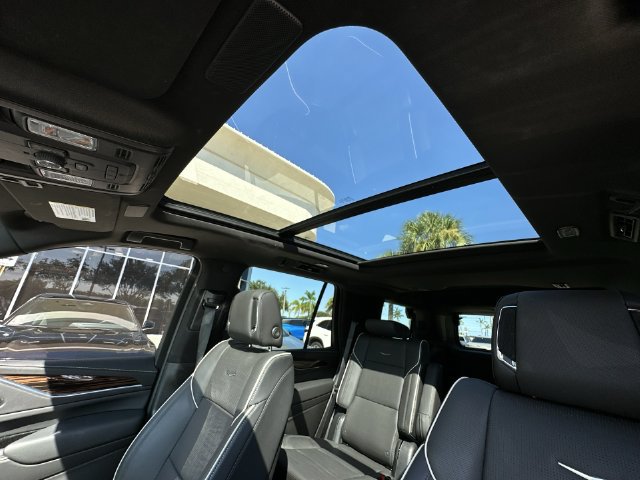 Certified 2023 Cadillac Escalade Premium Luxury w/ Performance Package RWD image 30