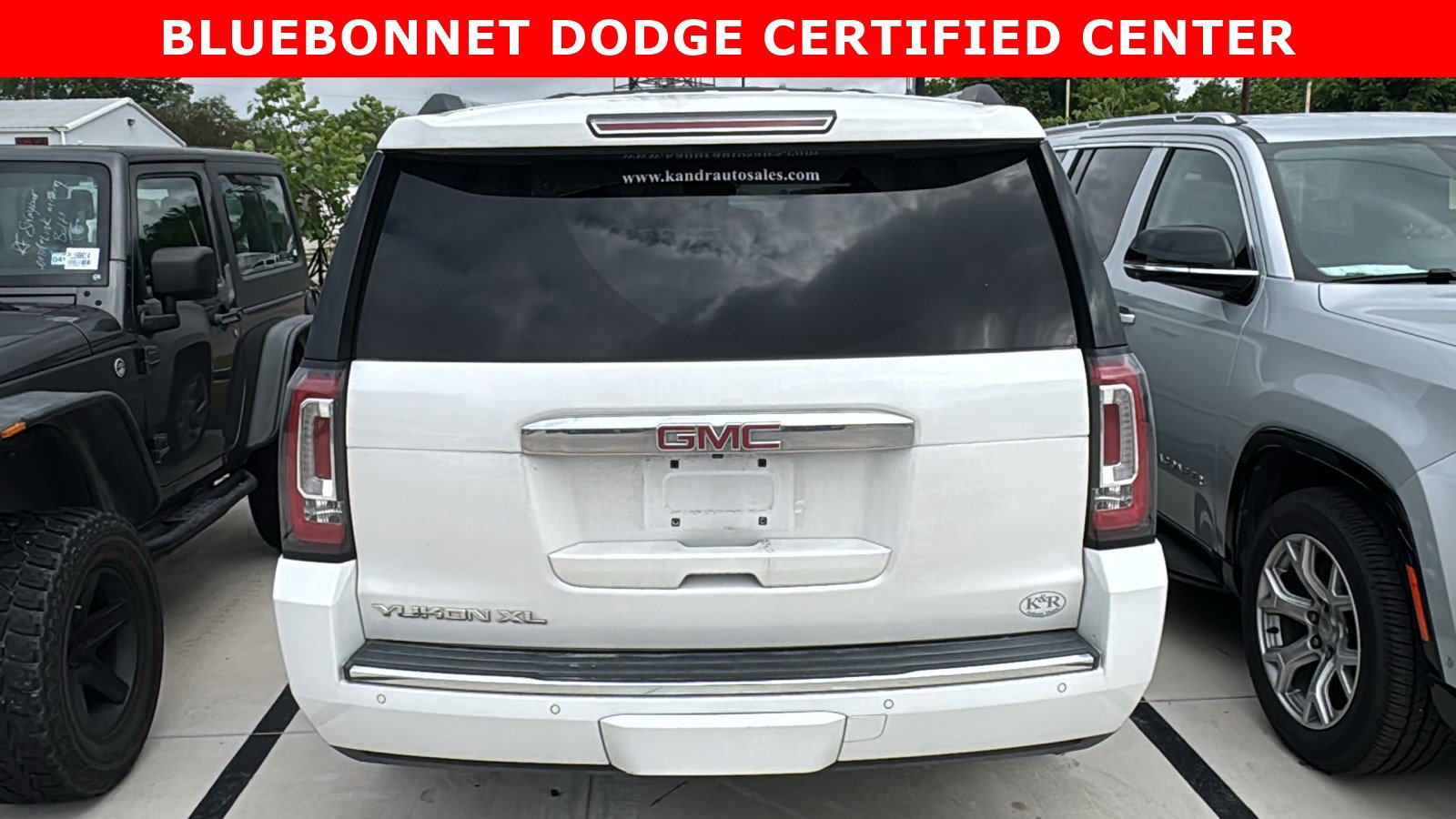 Used 2019 GMC Yukon XL Denali w/ Denali Ultimate Package AWD/4WD image 5