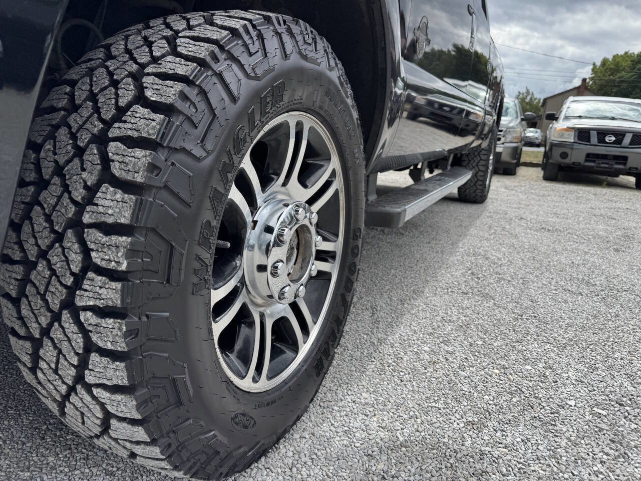 Used 2016 Ford F350 Platinum w/ Snow Plow Prep Package image 10