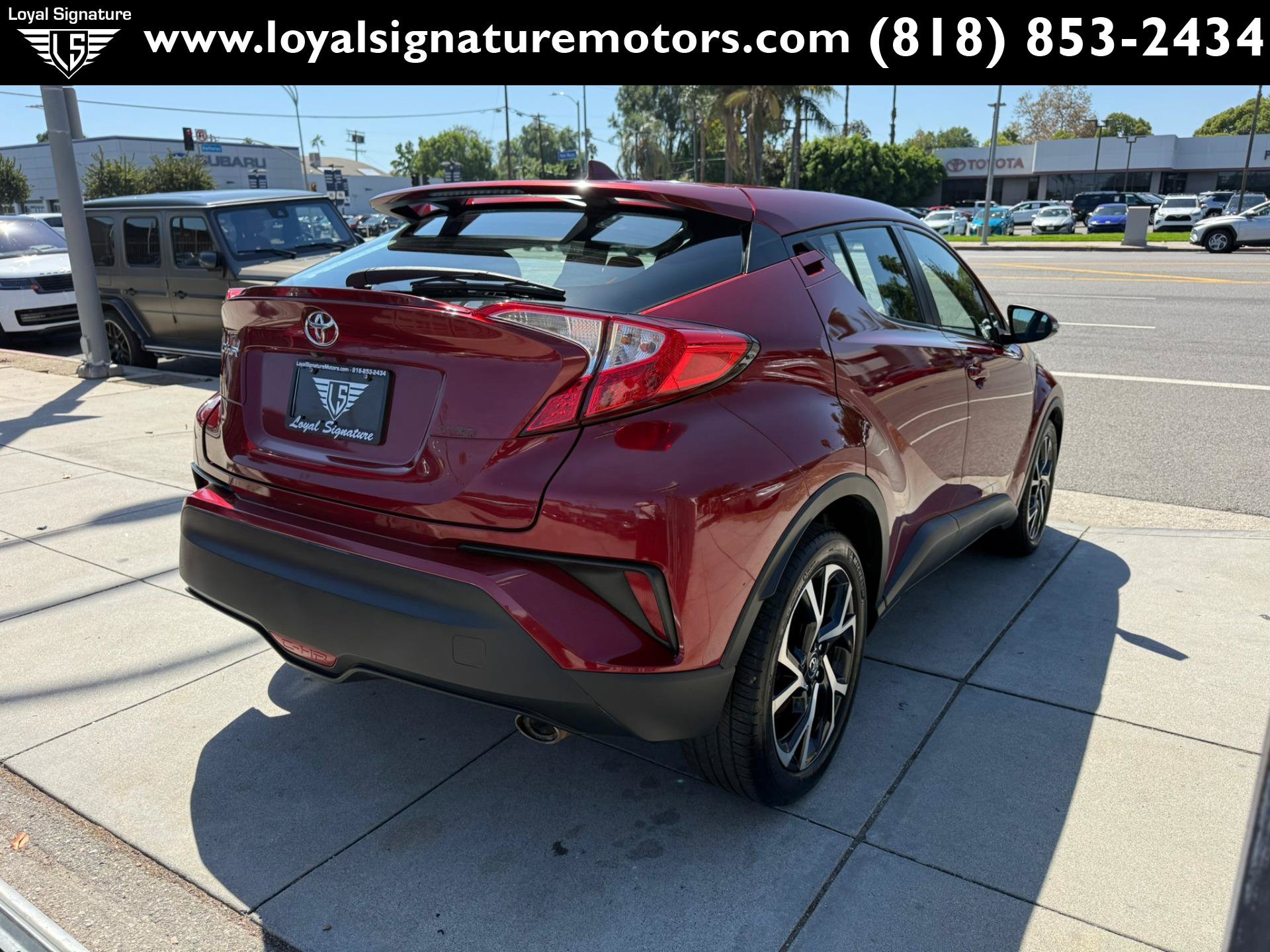 Used 2018 Toyota C-HR XLE FWD image 7