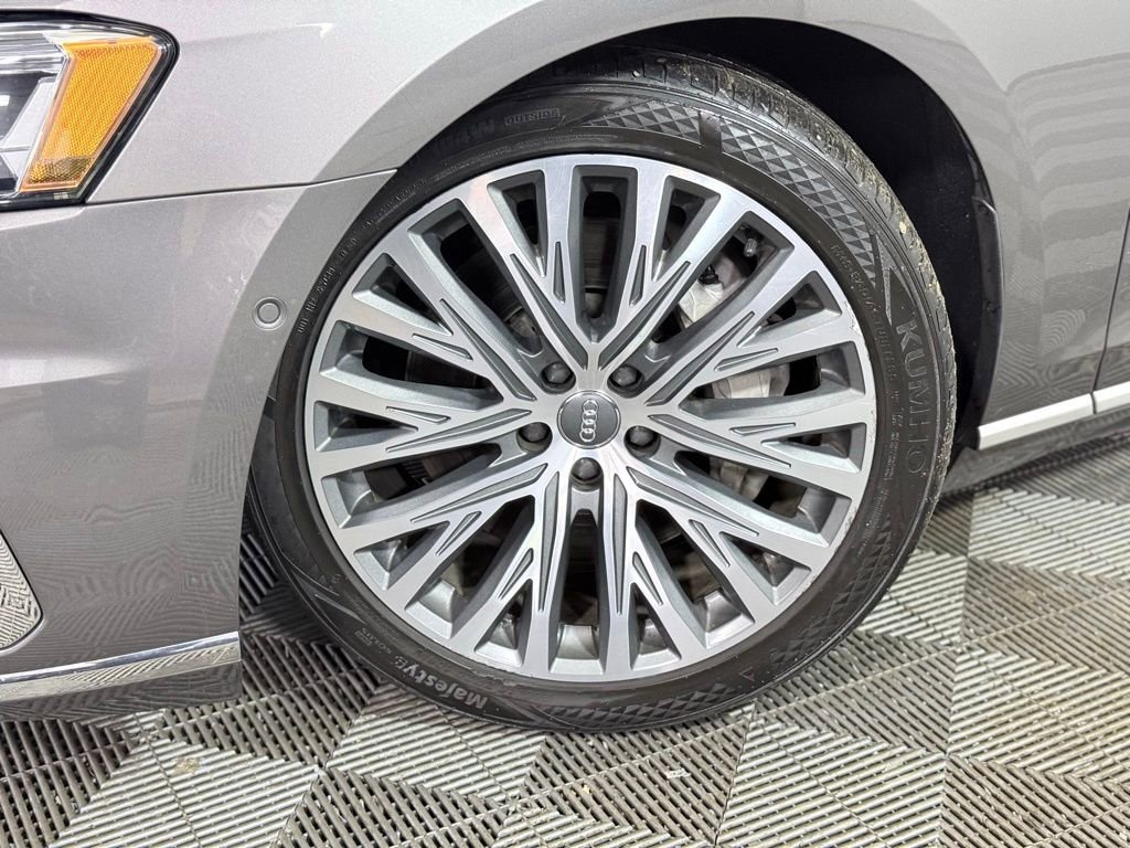 Used 2019 Audi A8 L 3.0T w/ Executive Package image 2