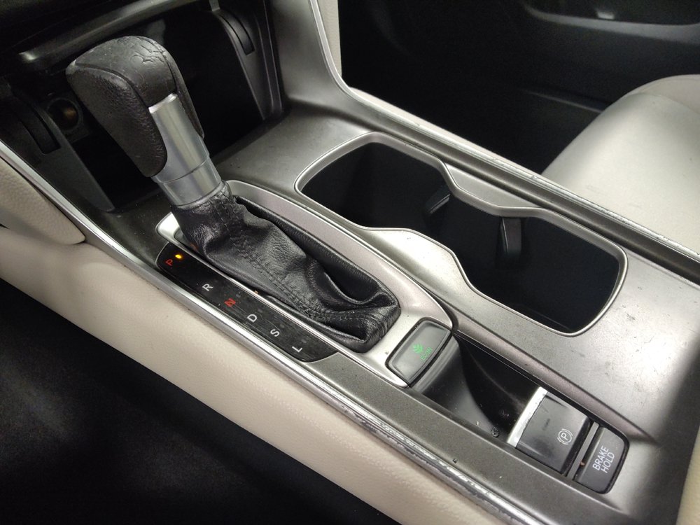 Used 2019 Honda Accord LX image 26