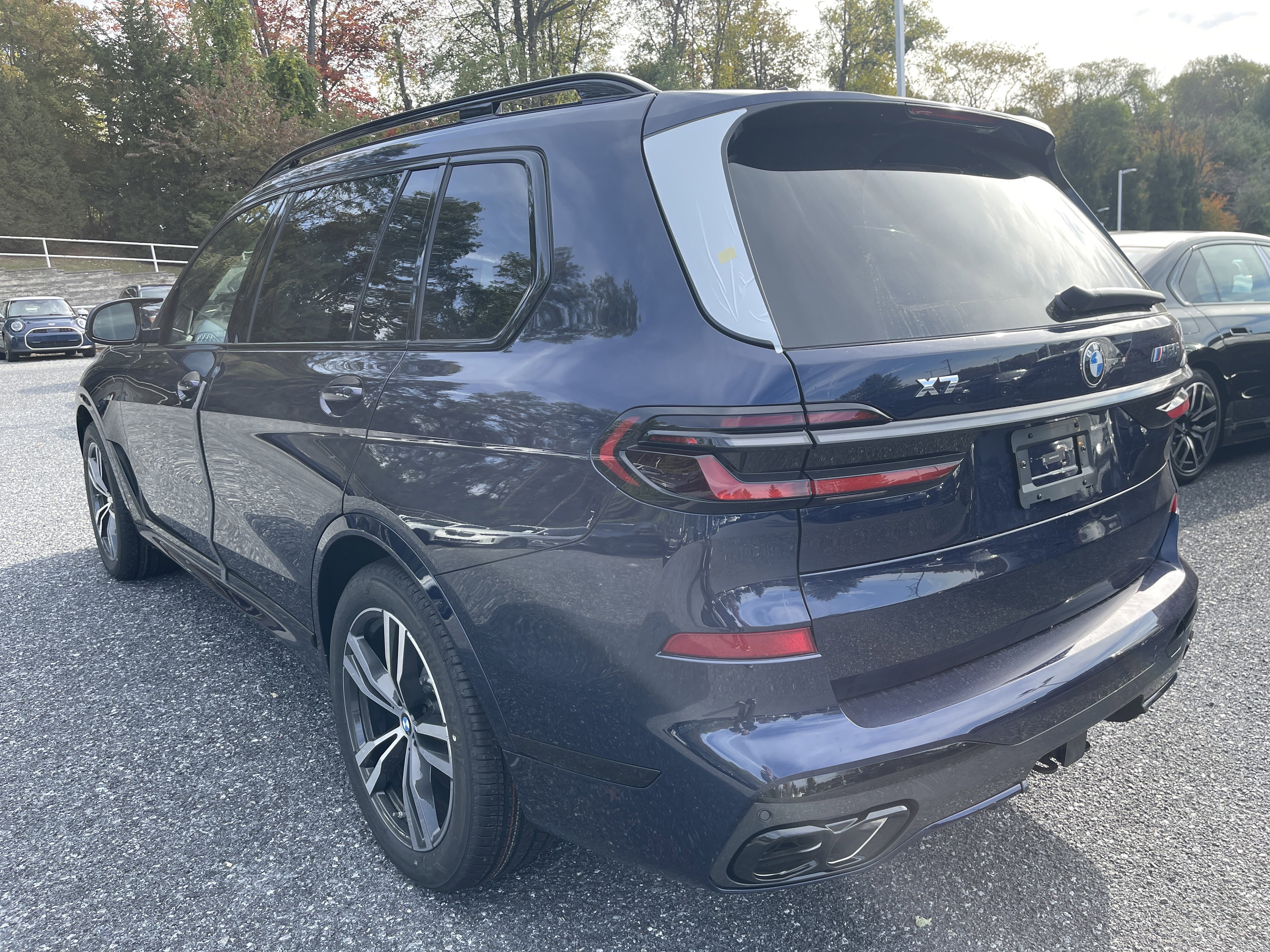 New 2026 BMW X7 M60i image 8