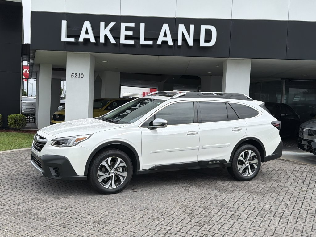 Certified 2022 Subaru Outback Touring XT AWD/4WD image 2
