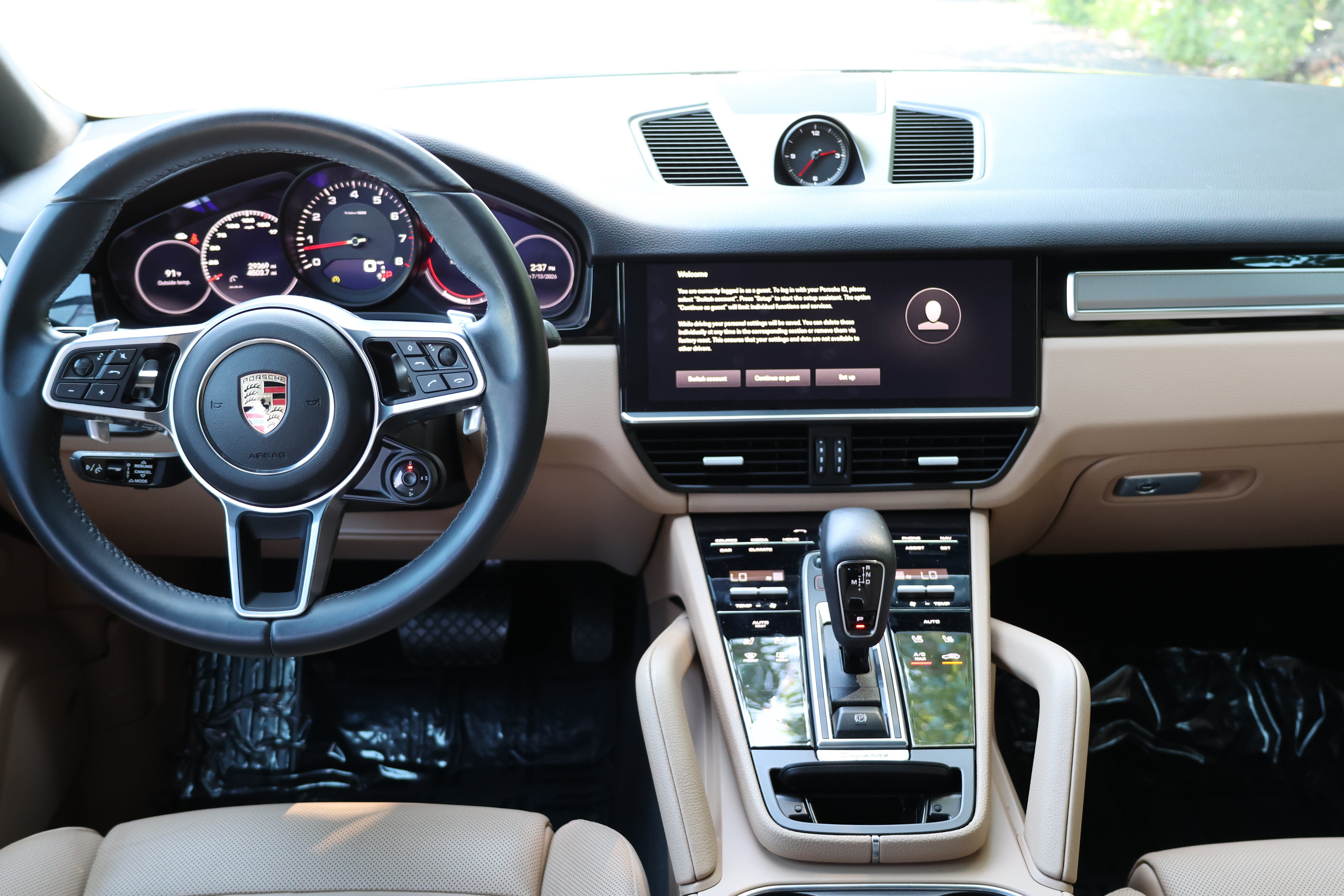 Used 2023 Porsche Cayenne Platinum Edition AWD/4WD image 41