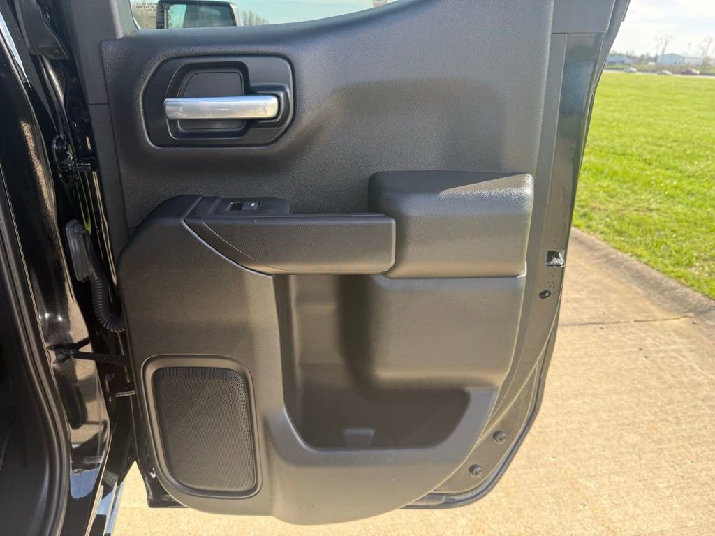 Used 2020 Chevrolet Silverado 1500 LT w/ Trailering Package image 13