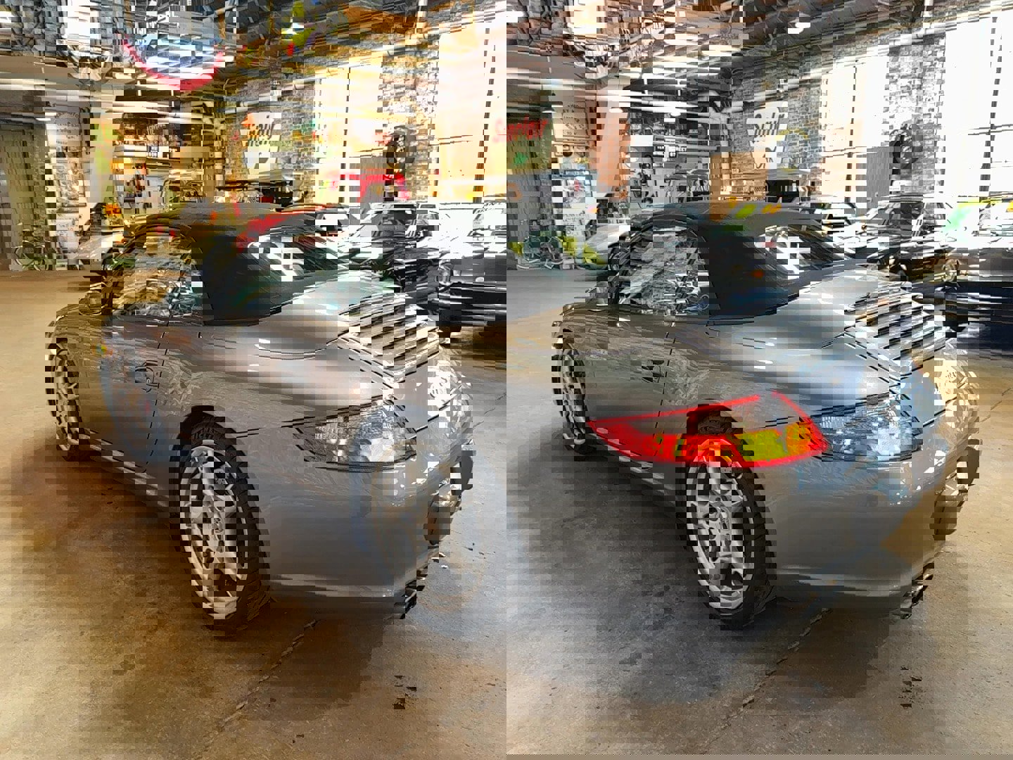 Used 2006 Porsche 911 Carrera S image 5