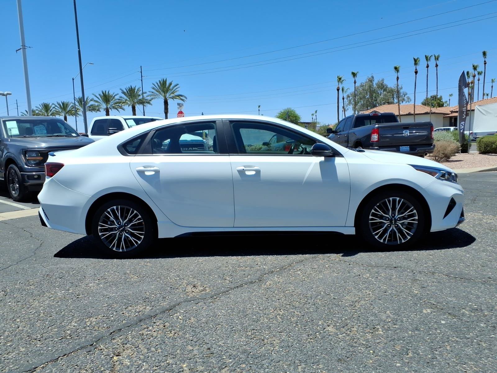 Used 2024 Kia Forte GT-Line FWD image 4