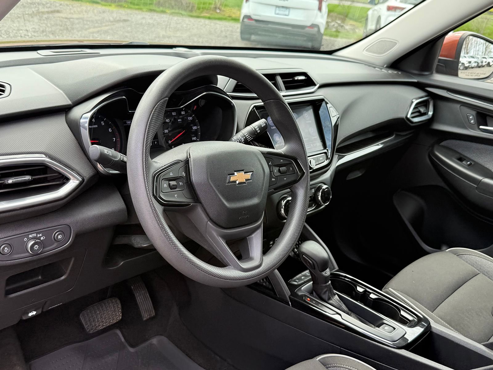 Certified 2021 Chevrolet TrailBlazer LT w/ Convenience Package AWD/4WD image 12