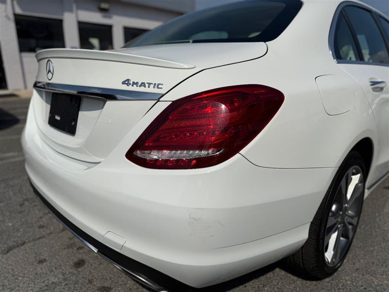 Used 2018 Mercedes-Benz C 300 4MATIC Sedan image 24