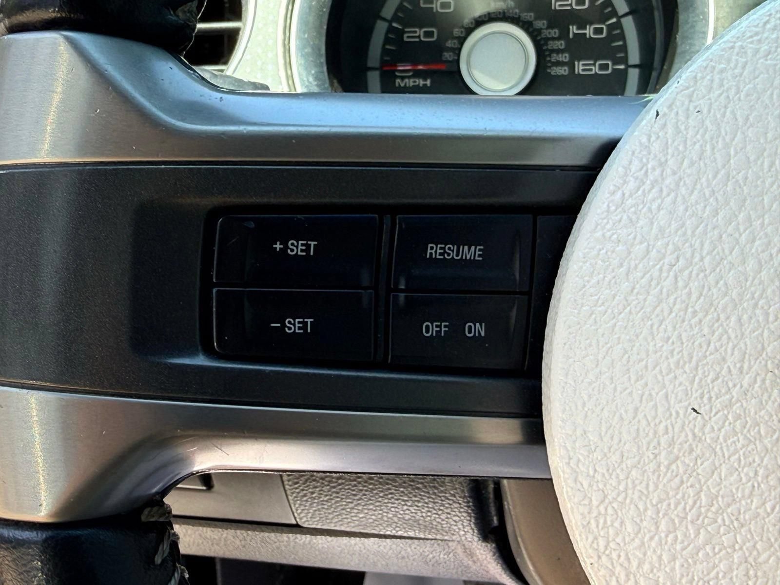 Used 2010 Ford Mustang Shelby GT500 RWD image 35