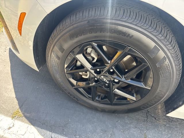 Certified 2025 Kia K5 LXS FWD image 7