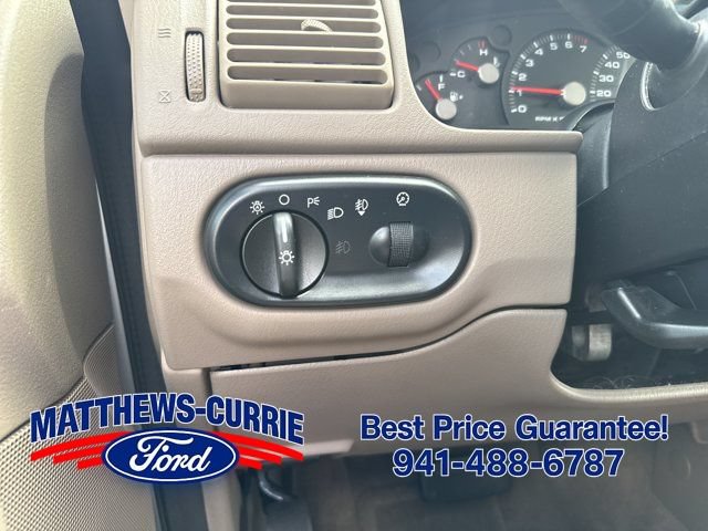 Used 2003 Ford Explorer XLT RWD image 27