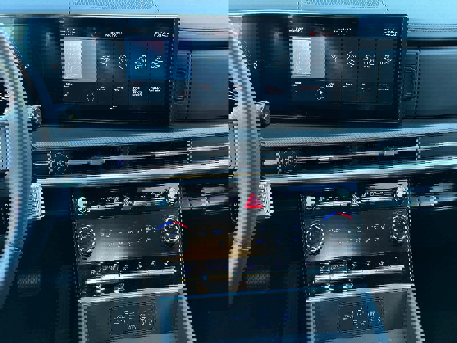 Used 2025 Hyundai Santa Fe SEL image 13